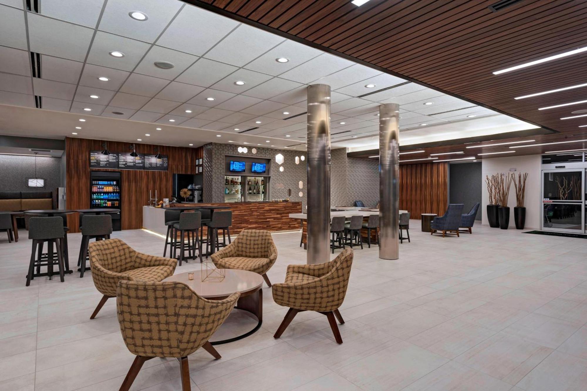 Courtyard By Marriott Houston Sugar Land/Lake Pointe Exterior photo